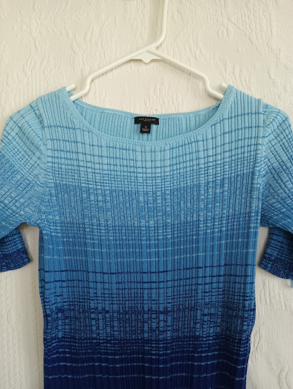 Ann Taylor Ombre Blue Knit Midi Dress Stretch Bodycon Sapphire Work Business SM - Picture 2 of 8